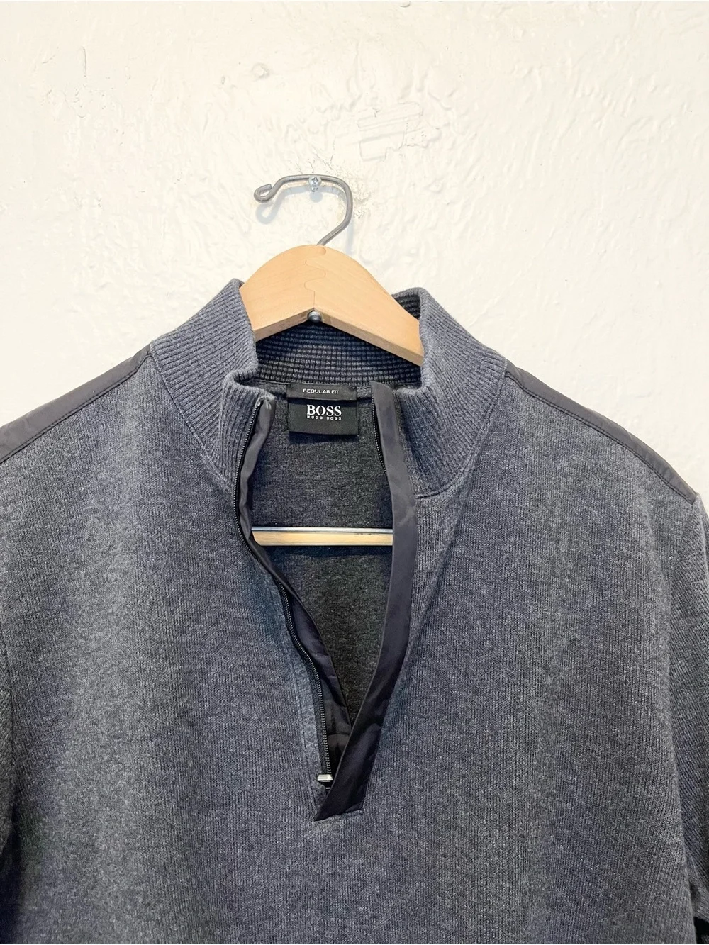 HUGO BOSS Sweater 1/2 Zip Charcoal Gray 3/4 Sleeve Medium M